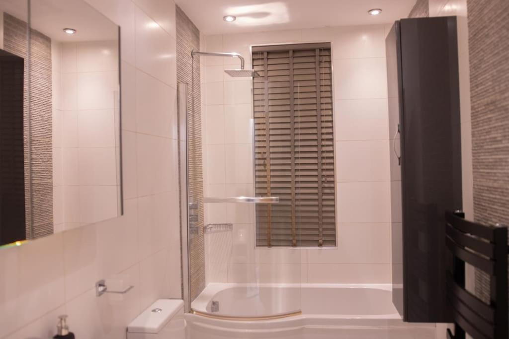 Oikoshomes Three Bedroom Flat In Londýn Exteriér fotografie