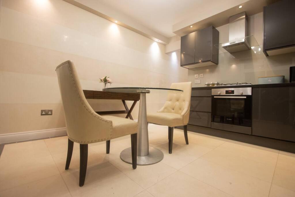 Oikoshomes Three Bedroom Flat In Londýn Exteriér fotografie